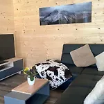 Apartamento Le 351 *