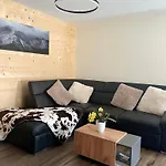 Apartamento Le 351 *